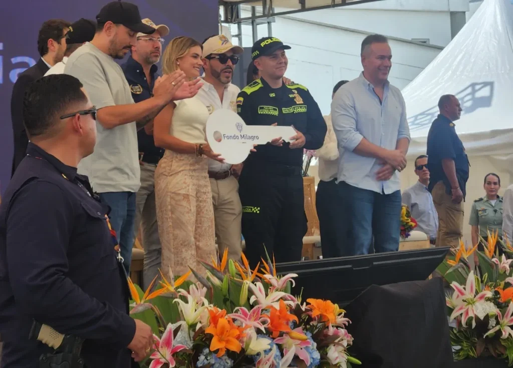 Gobierno anuncia $332.000 millones para 7.385 intervenciones de vivienda en Risaralda Presidente Abelardo De La Espriella durante el evento El Milagro de la Reconstrucción Avanza en Pereira, 22 de octubre de 2026. Foto oficial de MinVivienda.